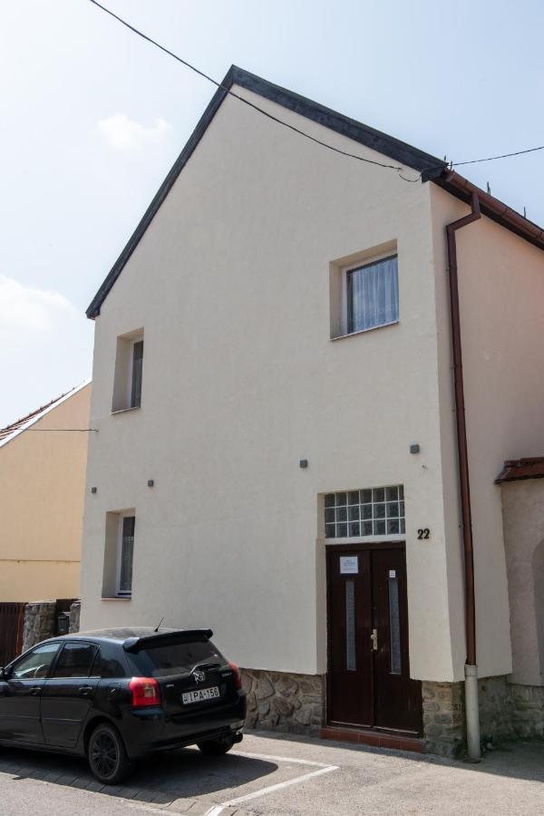 Hello Apartmanhaz Sopron Zewnętrze zdjęcie